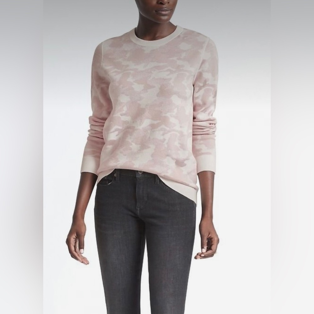 NWT BR Camo Print Jacquard Crew